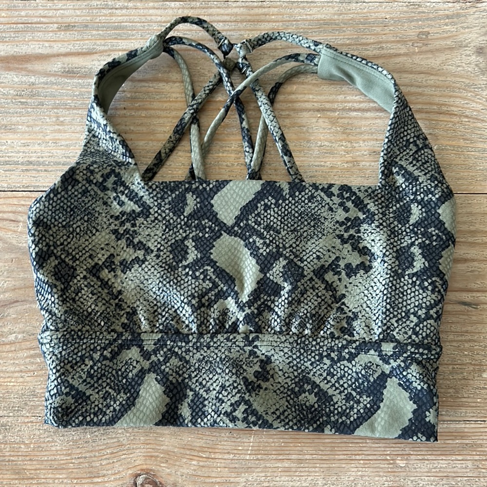 Buffbunny Women’s Snake Print Sports Bra Top